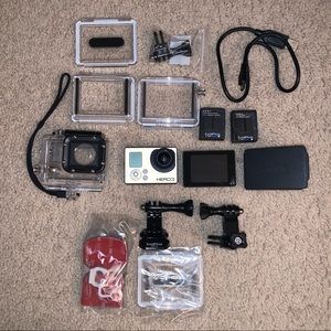 GoPro Hero 3 Silver Edition + Accessories